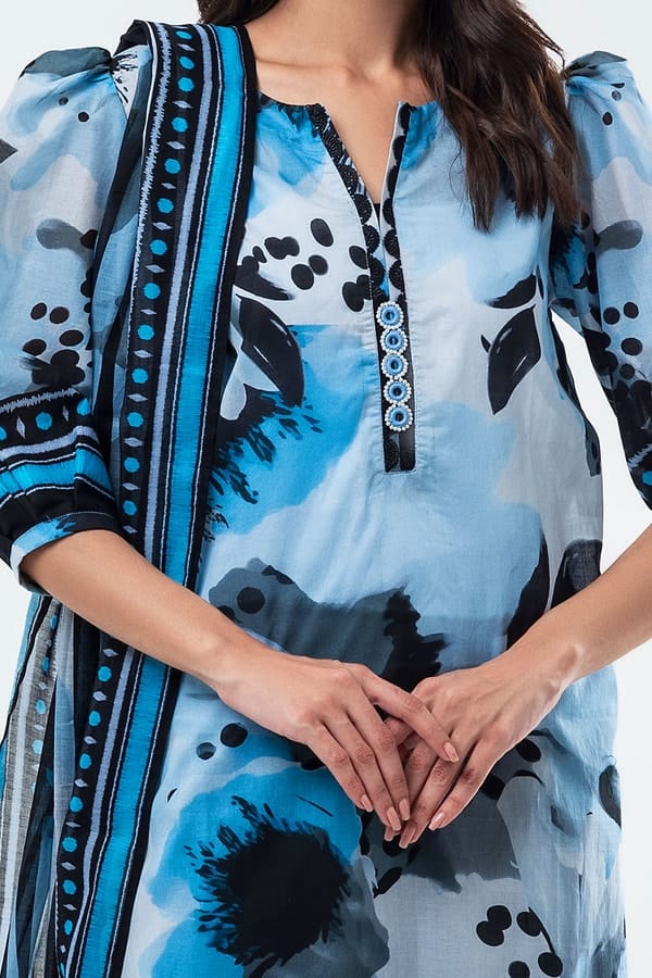 3 Piece Unstitched Printed Lawn Suit - Image 2