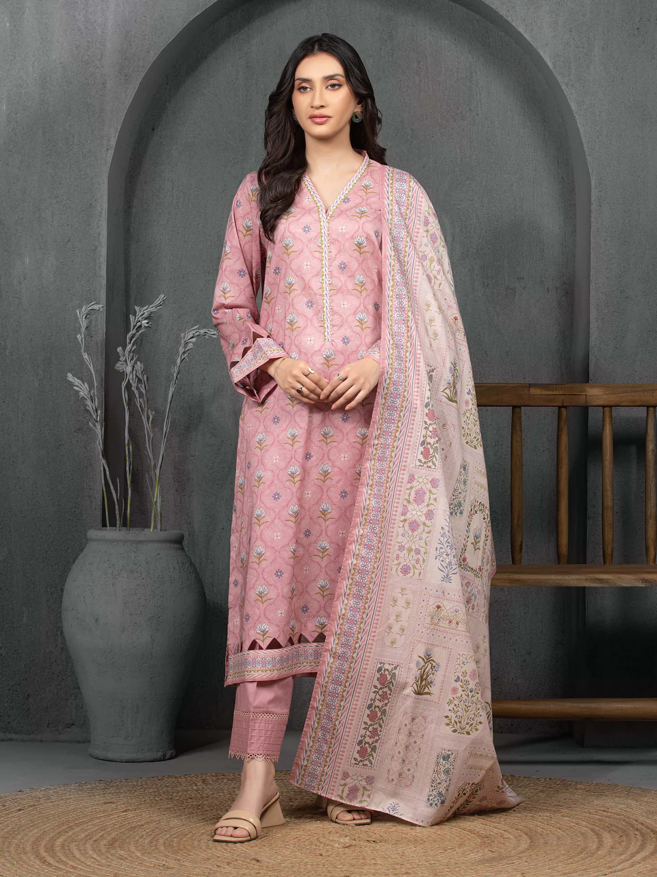 Unstitched 3 Piece Printed Cambric - Tea Pink