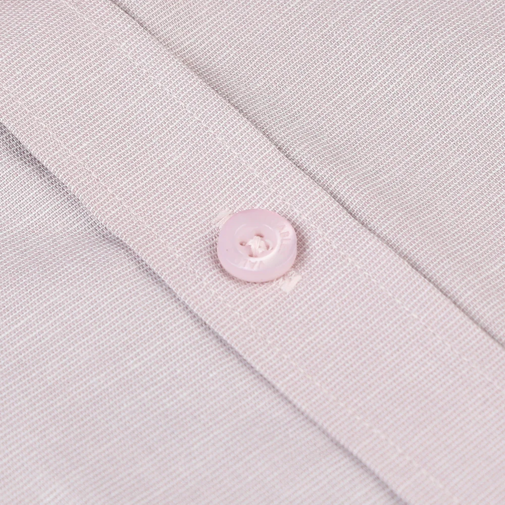 Valuable Men's Formal Chambray Shirt - Image 2