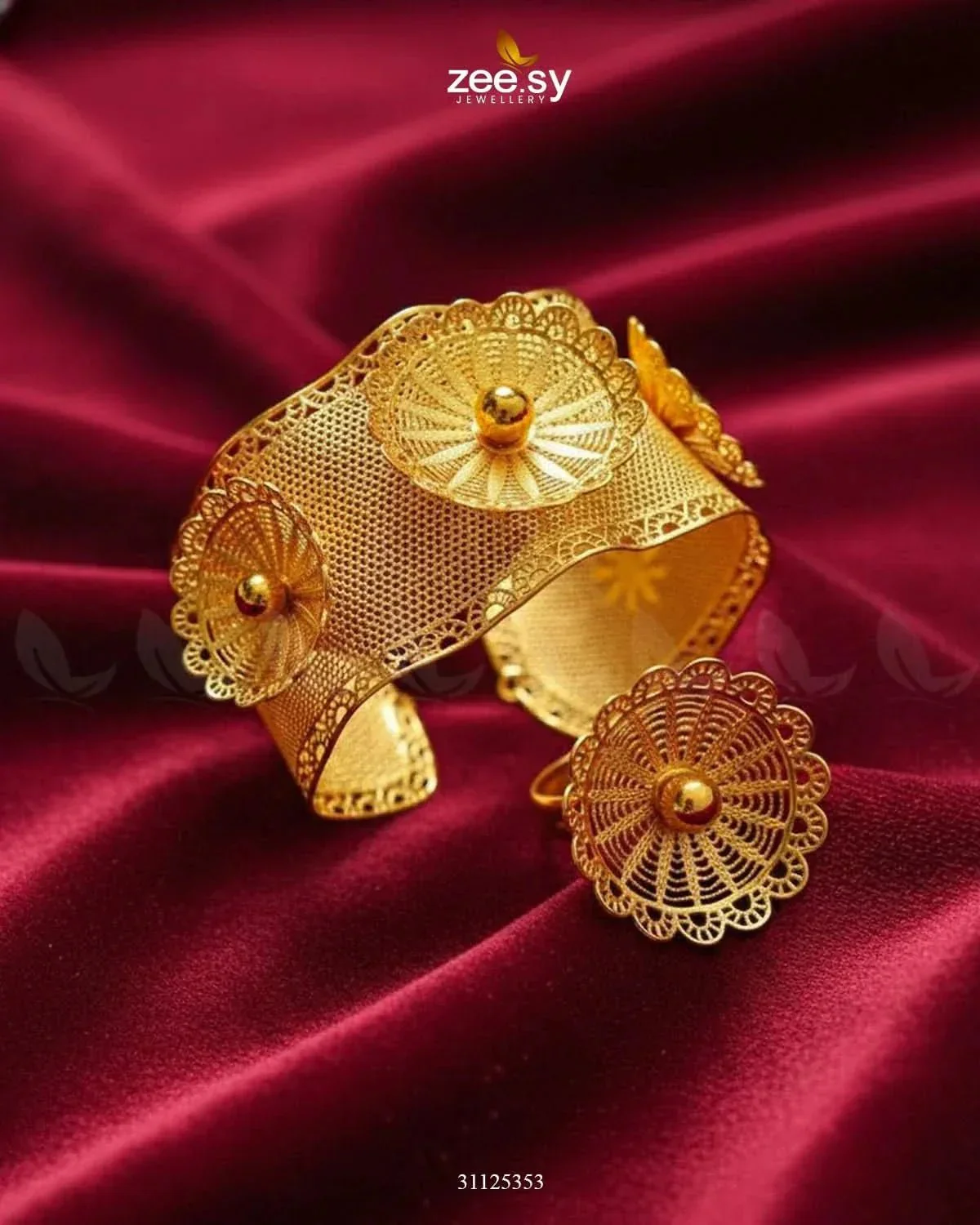 Sultanate Sunburst Filigree Bangle Ring Set - Image 2