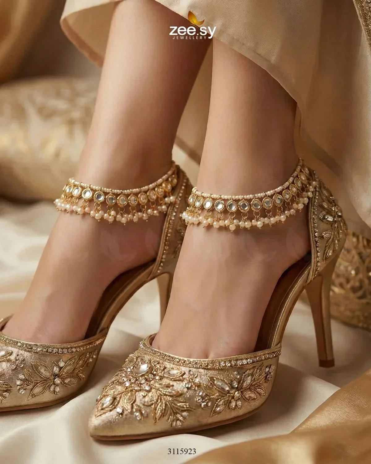 Simone Anklet